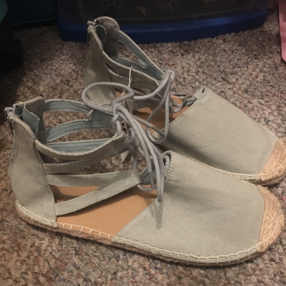 -Old navy flat shoes-